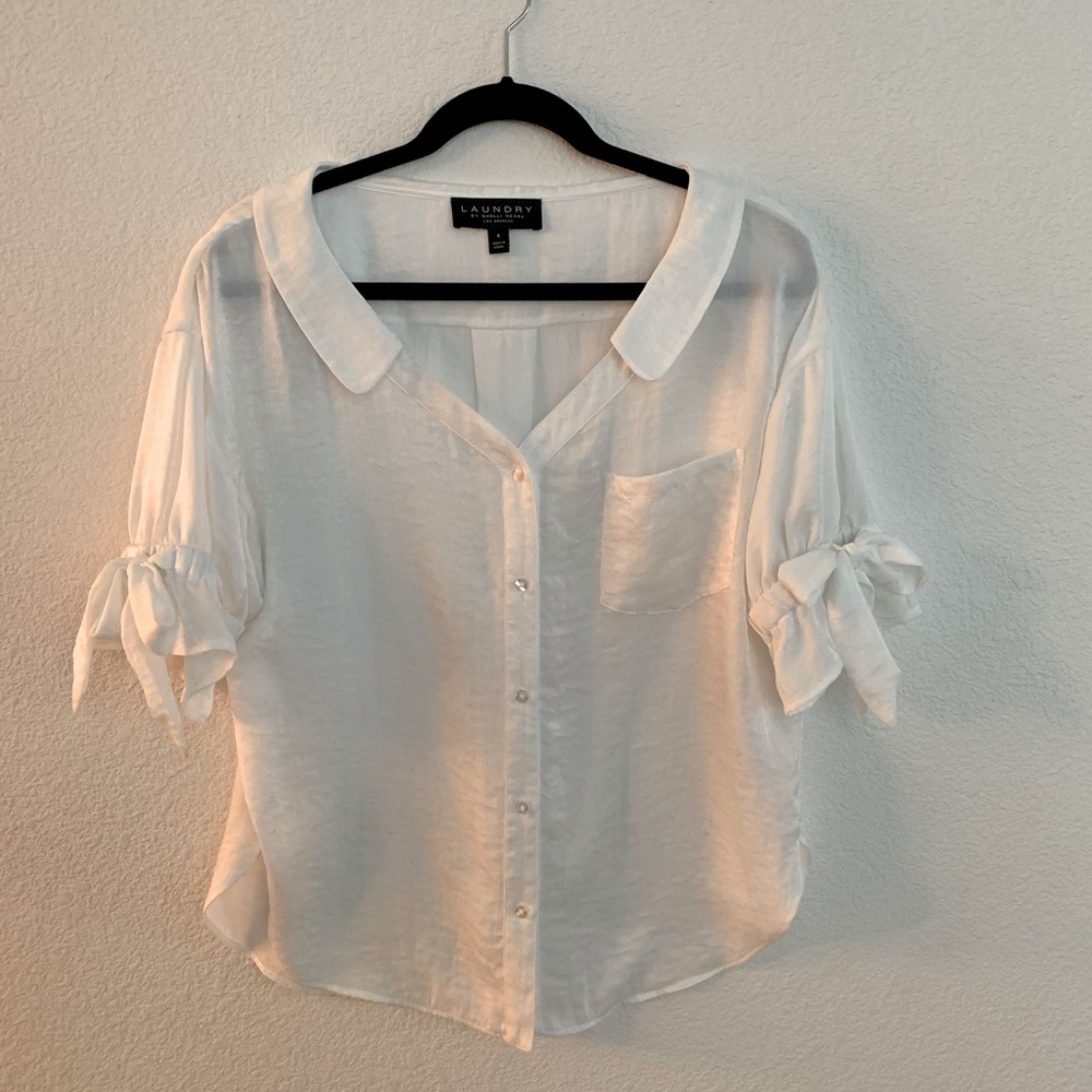 Laundry by Shelli Segal White Polyester Blouse. Size 4